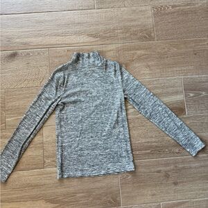 Lou & Grey Athletic Turtleneck Long Sleeve Top